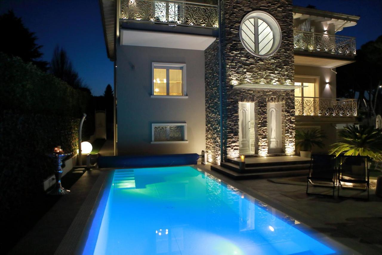 דסנזאנו דל גארדה B&B Bellavista Exclusive In Zona Centrale Con Piscina Riscaldata E Jacuzzi Vista Lago מראה חיצוני תמונה