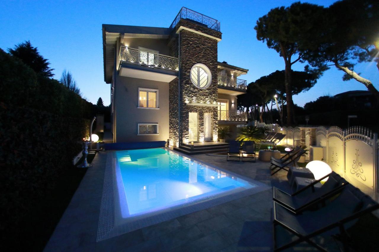 דסנזאנו דל גארדה B&B Bellavista Exclusive In Zona Centrale Con Piscina Riscaldata E Jacuzzi Vista Lago מראה חיצוני תמונה